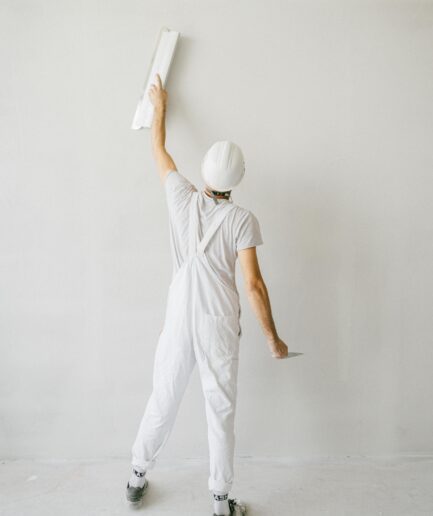 The Painter's Cotton Bib Overalls (White)