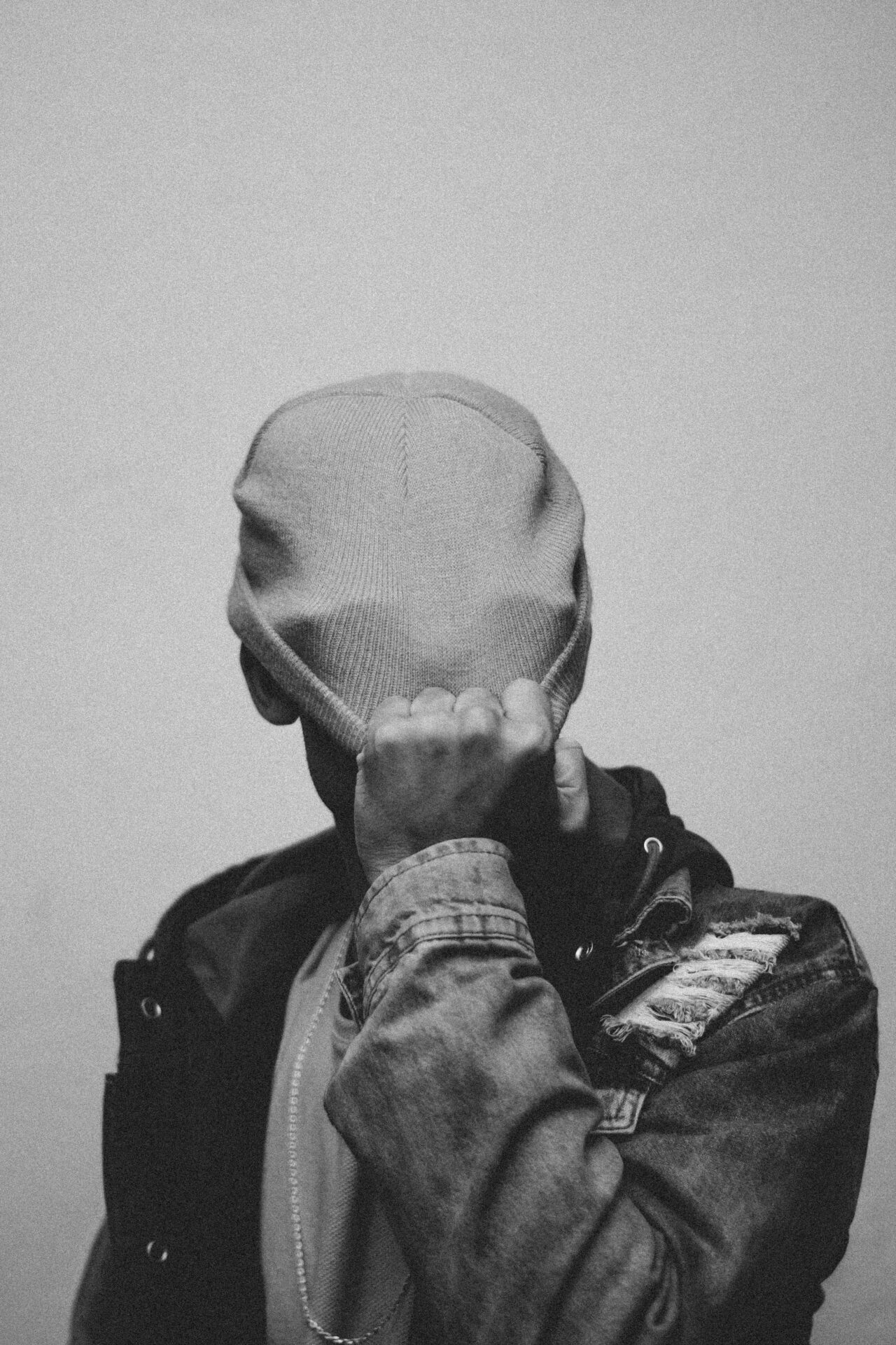 Heavyweight structured canvas utility work jacket with reinforced stitching